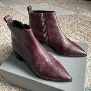 Everlane Burgundy Boss Boot